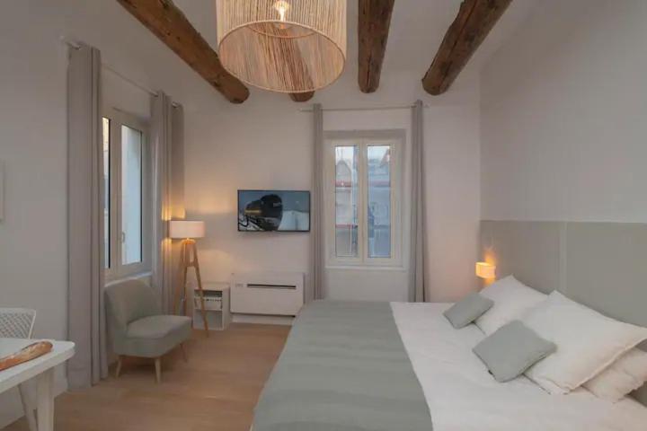 Design Suites Vieux Port มาร์กเซย ภายนอก รูปภาพ